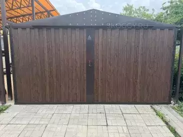 Автомобильный гараж в двойной расцветке в СНТ Химик-1 г. Домодедово, МО